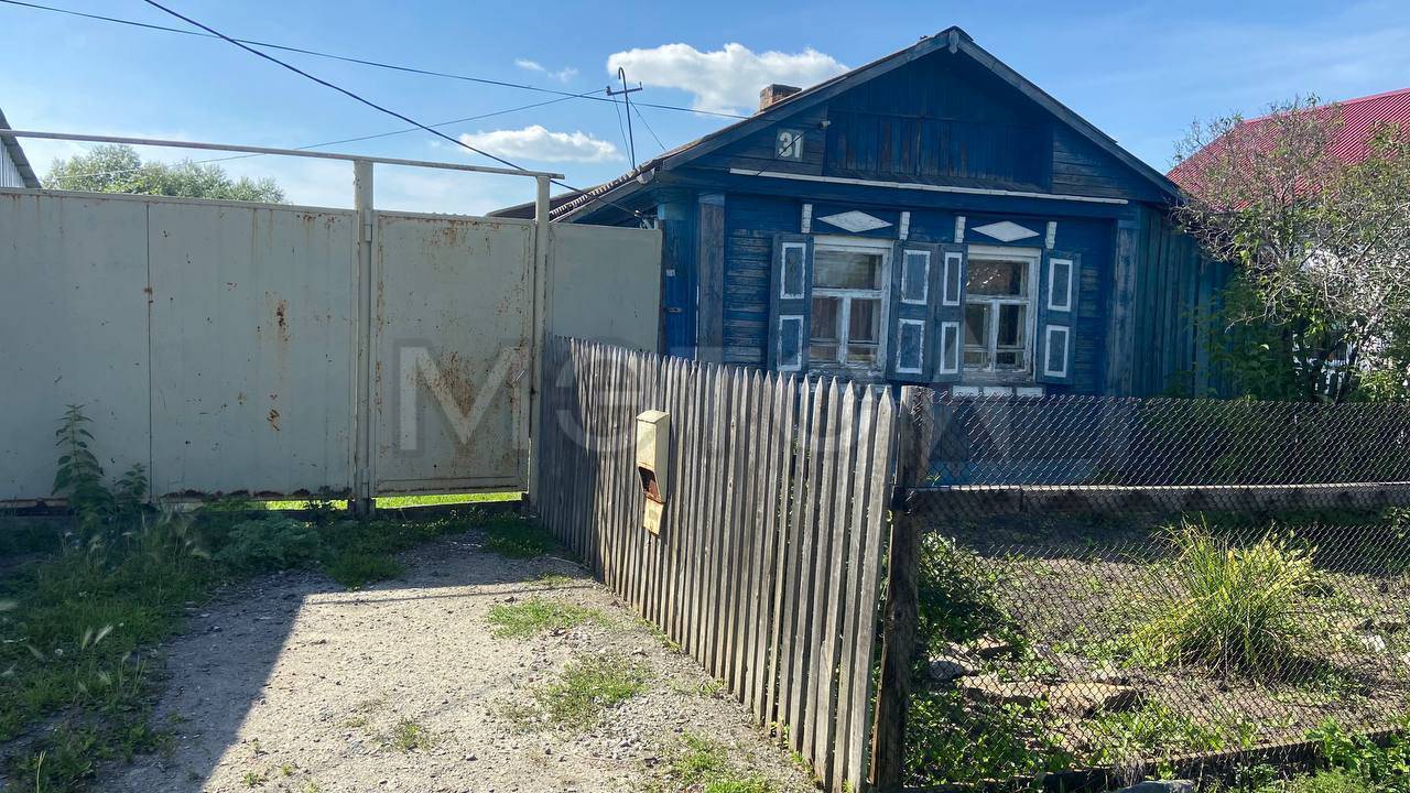 1/3 доля в праве на жилое здание,
площадь: 21,2кв.м., кадастровый номер:
74:12:1312024:56 и 1/3 доля в праве на
земельный участок , площадь: 1 986кв.м.,
категория земель: Земли населенных
пунктов, разрешенное использование:
ЛПХ, кадастровый номер:
74:12:1312024:28, Адрес
(местоположение): Челябинская область,
р-н Красноармейский, с Канашево, ул
Советская, д 31
В имуществе имеются доли, принадлежащие несовершеннолетним сособственникам
Порядок ознакомления с имуществом должника:
С ЛОТОМ №1 можно о