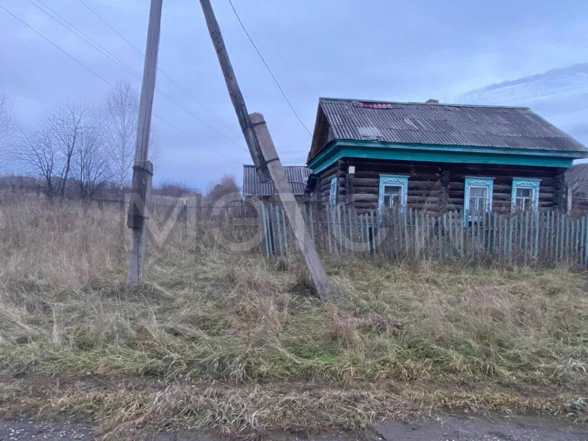 Жилое здание общей площадью 28,2 кв.м. с кадастровым номером 70:16:0301001:413, земельный участок общей площадью 4700 кв.м., с кадастровым номером 70:16:0301001:221, расположенные по адресу Томская область, Шегарский р-н., с. Гусево, ул. Советская, д. 30
Порядок ознакомления с имуществом должника:
С имуществом, являющимся предметом торгов, можно ознакомиться по адресу: Томская область, Шегарский р-н., с. Гусево, ул. Советская, д. 30, по предварительной записи у организатора торгов.
Подробную инф