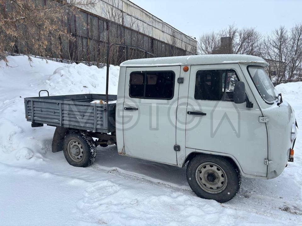 Грузовой автомобиль УАЗ 390945, 2017г.в., VIN: XTT390945H1219226, модель, № двигателя: 409110*Н3020306, шасси №390940Н0412075, цвет: светло-серый (неисправен, требует ремонта двигателя).
Порядок ознакомления с имуществом должника:
Ознакомление с имуществом возможно по предварительной записи в г.Ульяновск, ознакомление с регистрационными документами, а также с Положениями о порядке, сроках и условиях проведения торгов, проектами договоров задатка и купли-продажи возможно по адресу: г. Ульяновск,