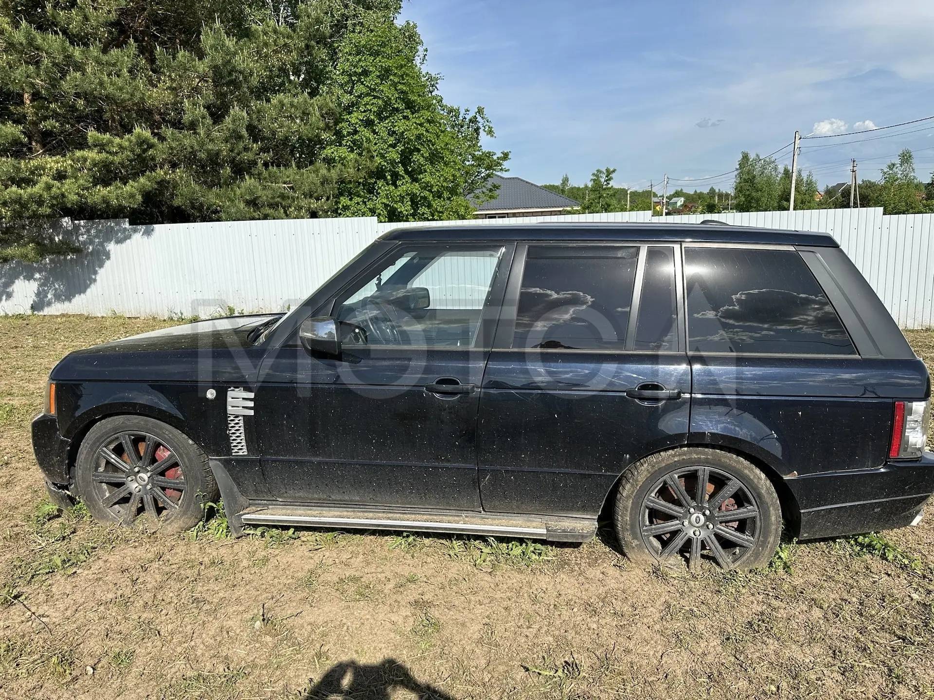 LAND ROVER RANGE ROVER, 2010, VIN: SALLMAME4AA328189, В залоге у ООО МФК «ПСБ Финанс». Пробег уточнять при осмотре.
Порядок ознакомления с имуществом должника:
Ознакомление с имуществом осуществляется по согласованию с организатором торгов по эл. почте: nikita.antipov_au@mail.ru и тел.: 8-927-100-87-05, (в рабочие часы). Ознакомление с имуществом производится самостоятельно и за счет потенциального покупателя с момента публикации сообщения о продаже имущества и до окончания приема заявок. Все ри
