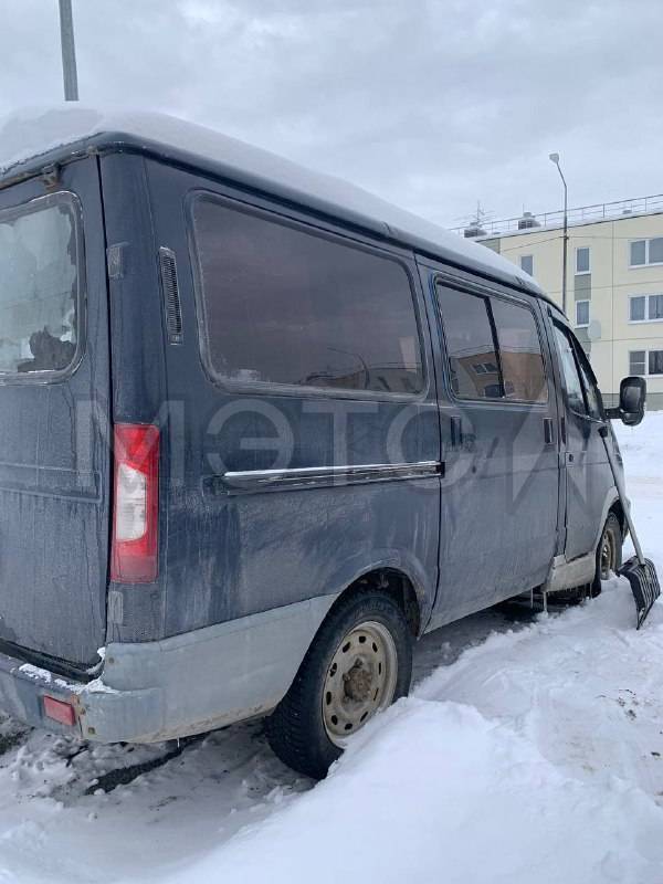 Транспортное средство - Легковой автомобиль, марка, модель: ГАЗ 2217, GAZ 2217, 1999 года выпуска, VIN: XTH221700X0011466, грз: Н280КО10, мощность двигателя: 110 л.с., рабочий объем двигателя: 2300 куб.см., номер шасси (рама): 221700X0011466, номер кузова: 221700X0041642, цвет кузова: Темно-синий. Привод: задний. КПП: механика. Характеристика: двигатель заменен на 409, номер двигателя в ПТС не указан, т.к. в родном двигателе лопнул блок. Требуется ремонт кузова, имеются повреждения в виде корроз