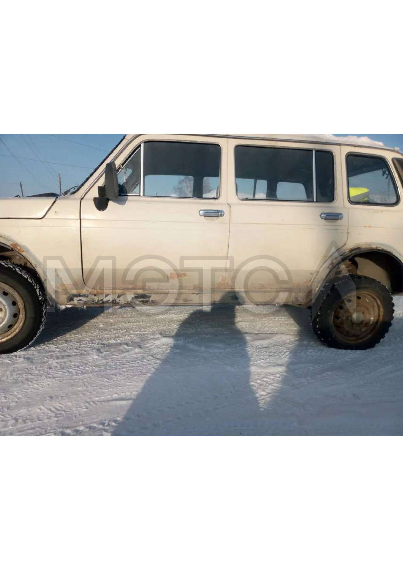 Легковой автомобиль, марка: ВАЗ 21310, год изготовления: 1996, цвет: сафари, VIN: XTA213100T1198743, ПТС: 54МН449560, г/н: ВАЗ 21310, разрешенная максимальная масса 1870 кг, масса без нагрузки 1370 кг, совместно нажитая.
Обращаю внимание, что в настоящее время автомобиль не на ходу, по корпусу ржавчины, отсутствует фара, электроника не работает, кресла так же задние отсутствует, аккумулятор и двигатель сломан.
Обращаю внимание, что автомобиль находился в эксплуатации и является бывшим в употребл