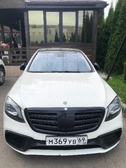 автомобиль Mercedes-Benz S-class, идентификационный номер (VIN) WDD2221851A098240, 2014 года выпуска) - имущество Иагубовой М.
Информация о состоянии автомобиля (по ситуации на 21.07.2026)
1) двигатель не запускается;
2) электропитание не подается (есть фотографии с разным положением ключа и отсутствием информации на дисплее);
3) лакокрасочное покрытие явных существенных дефектов не имеет (есть незначительные царапины и сколы);
4) состояние интерьера автомобиля - бывший в употреблении, имеются с